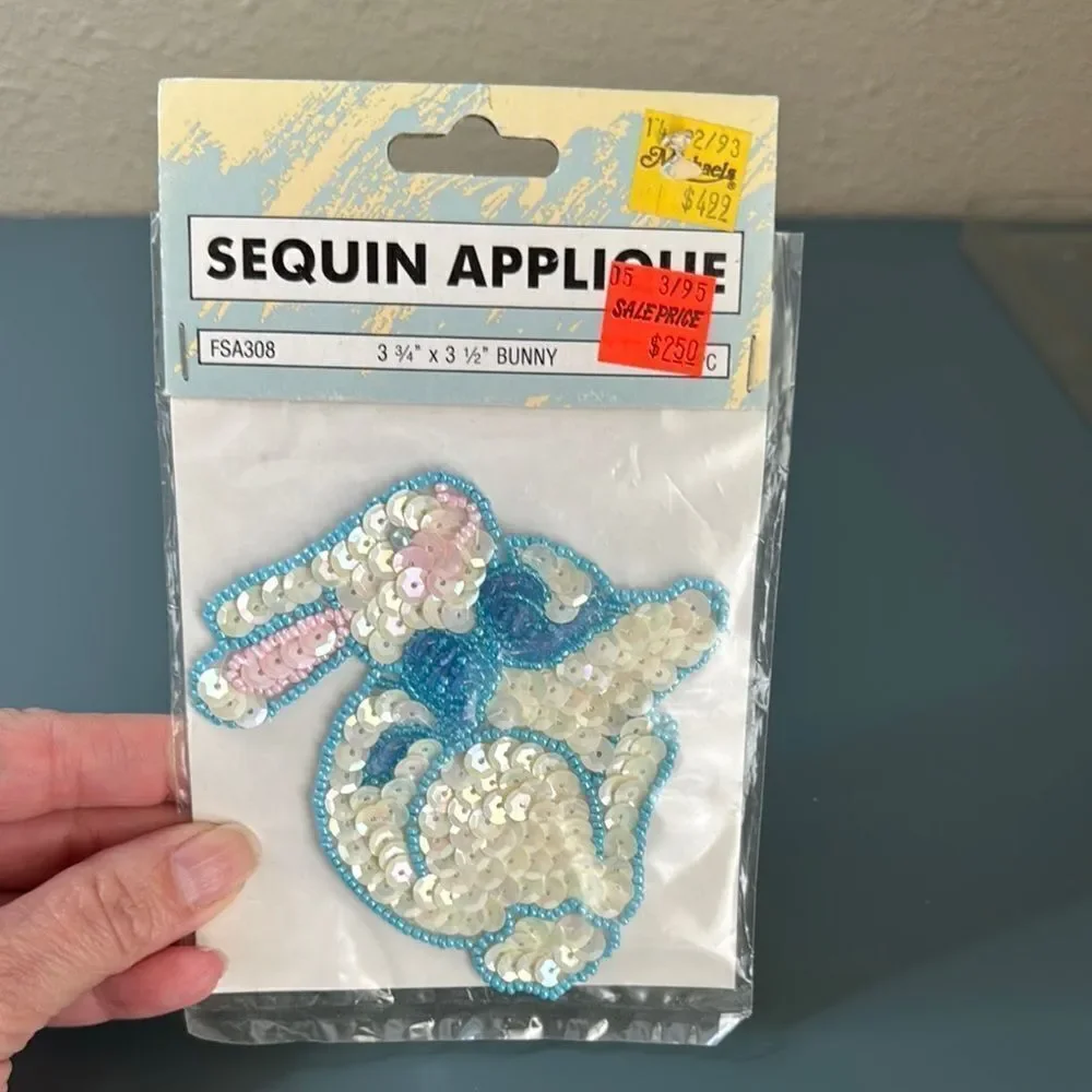WANG'S Vintage 90s Sequin Bunny Applique *NEW*